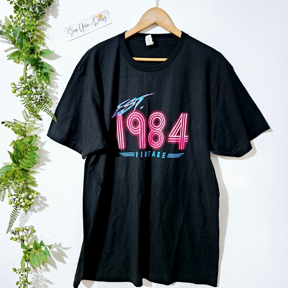 Tultex T-Shirt EST. 1984 Vintage Neon Graphicβ Retro 80s Aesthetic Black XL